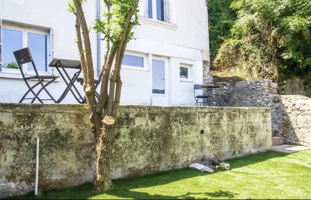 Les Logis Poitevin - Maisons - Terrasses - Detente ปัวติเยร์ ภายนอก รูปภาพ